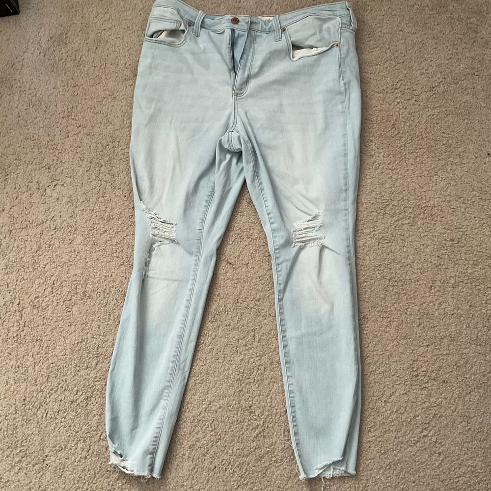 Universal Thread High Rise Skinny Jeans, Size 16